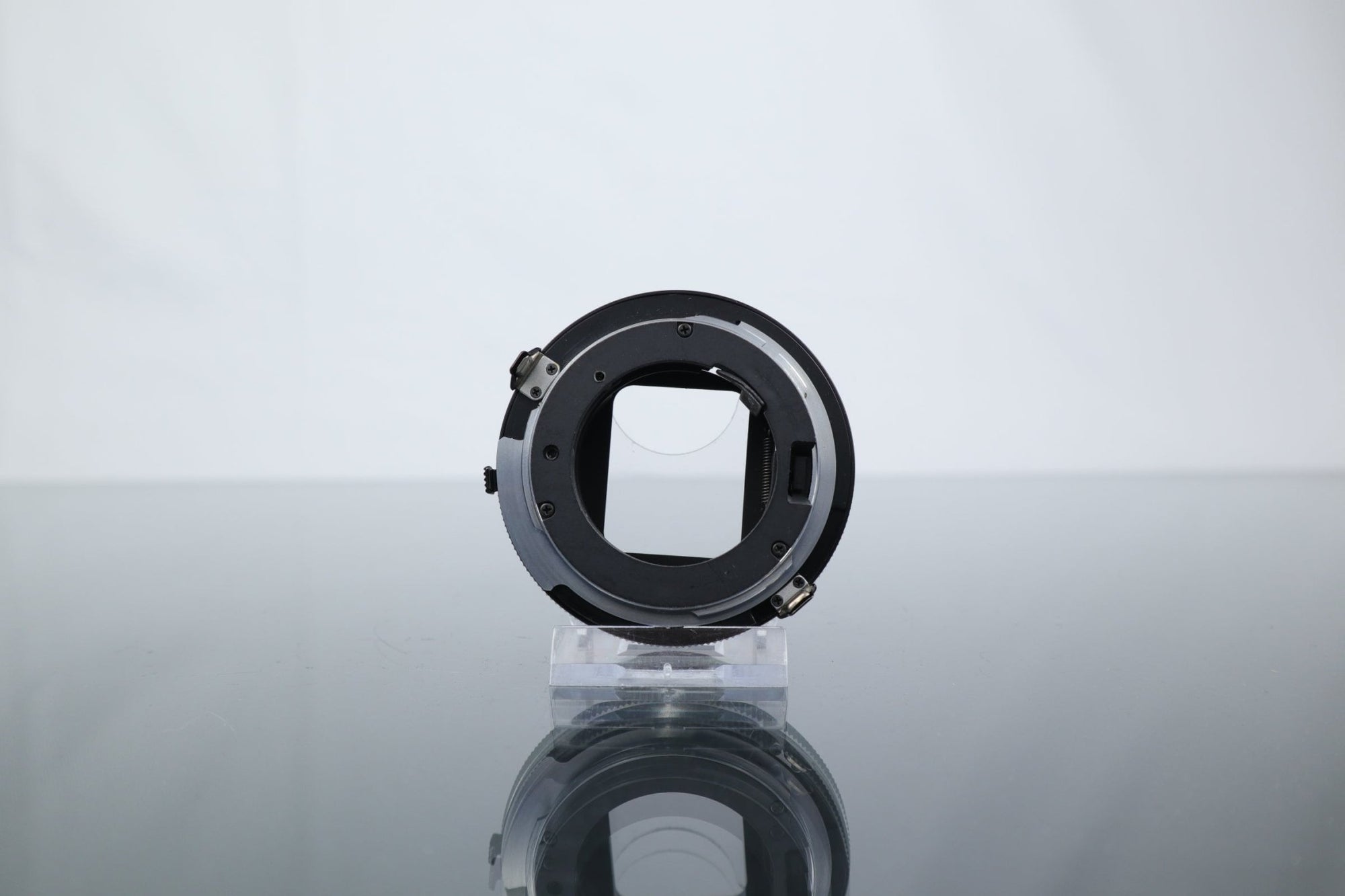 Tamron Adaptall - 2 Custom Mount - Canon FD - Dutch|Thrift