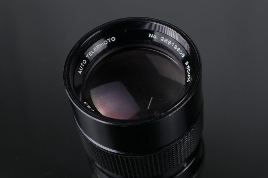 Vivitar Auto - Telephoto Lens | 135mm 1:2.8 | Canon FD Mount - Dutch|Thrift