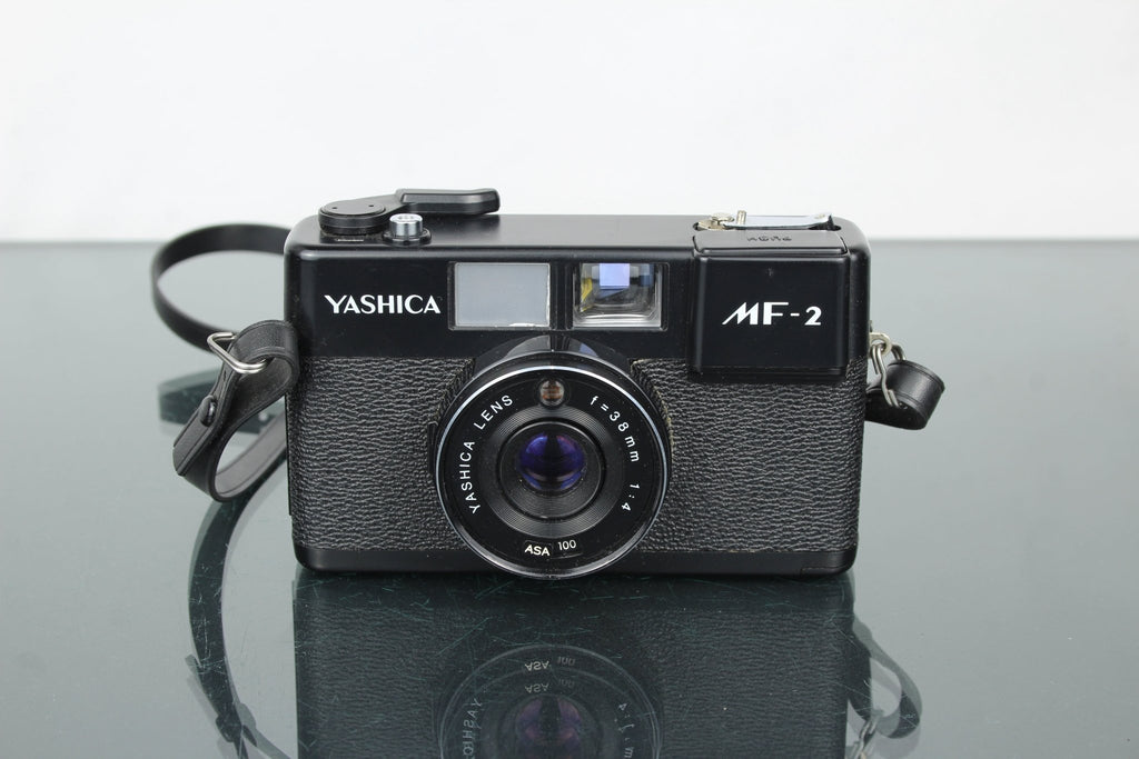 Yashica MF2 - Dutch|Thrift